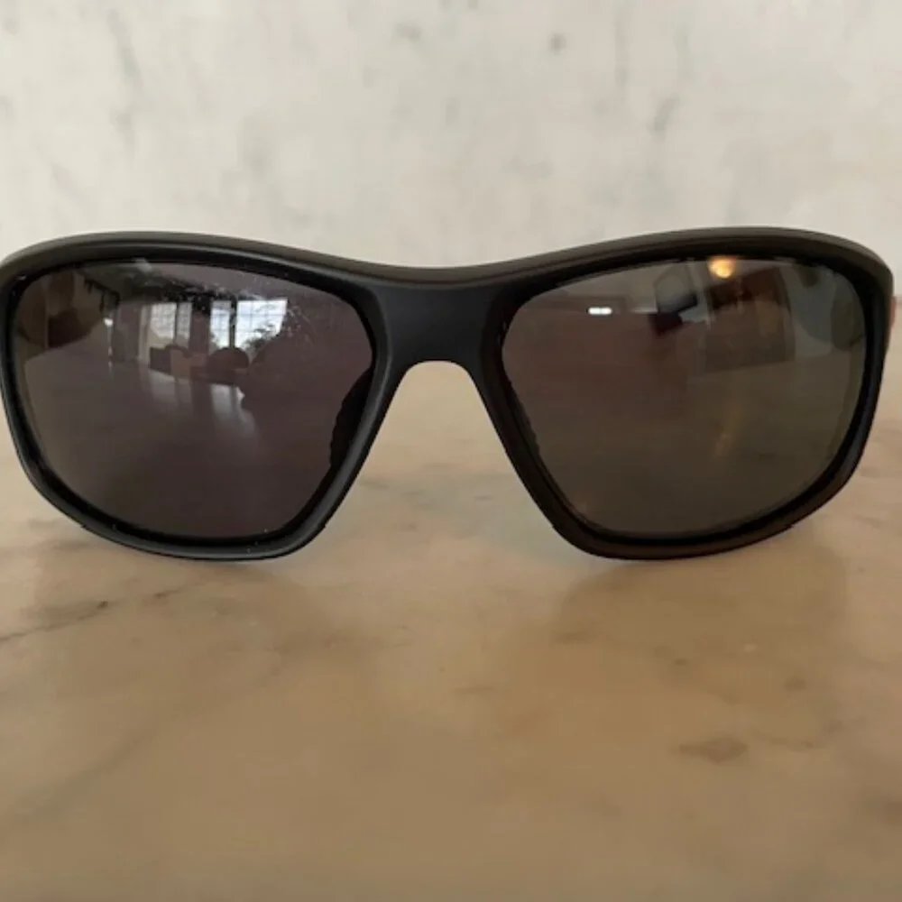 GILLZ GZS-Classic C.104 Black Polarized Frames Sunglasses 64-16